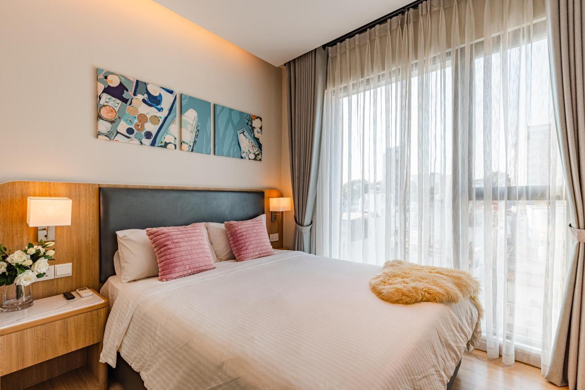 Luxury 2 Or 3Br Apartment In Dist 1 N Pool, Gym, Airport Pickup ホーチミン市 エクステリア 写真
