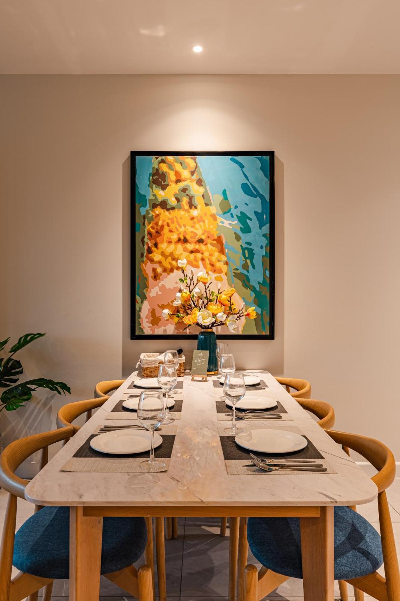 Luxury 2 Or 3Br Apartment In Dist 1 N Pool, Gym, Airport Pickup ホーチミン市 エクステリア 写真
