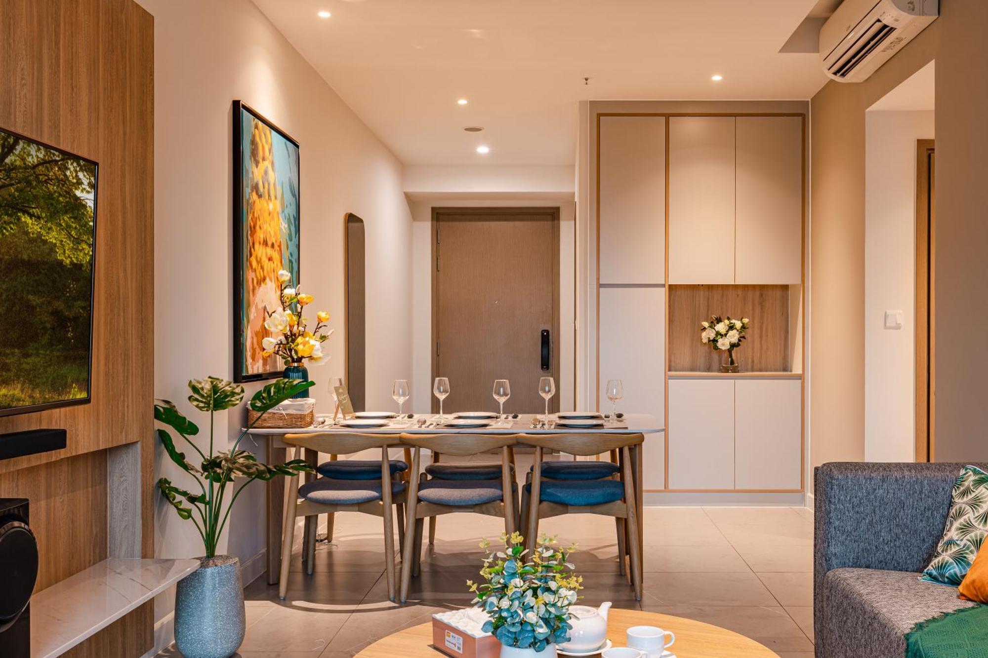 Luxury 2 Or 3Br Apartment In Dist 1 N Pool, Gym, Airport Pickup ホーチミン市 エクステリア 写真