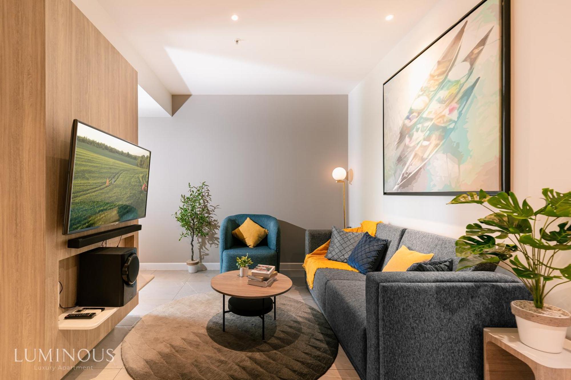 Luxury 2 Or 3Br Apartment In Dist 1 N Pool, Gym, Airport Pickup ホーチミン市 エクステリア 写真